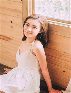 《美女三级毛片》
