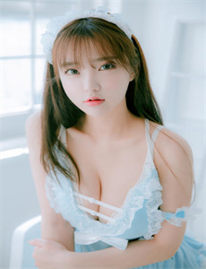《风间由美》