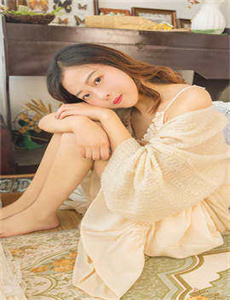 《淫男乱女小雄小说》