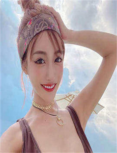 《成人H版女海军》