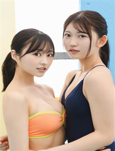 《扒胸罩》